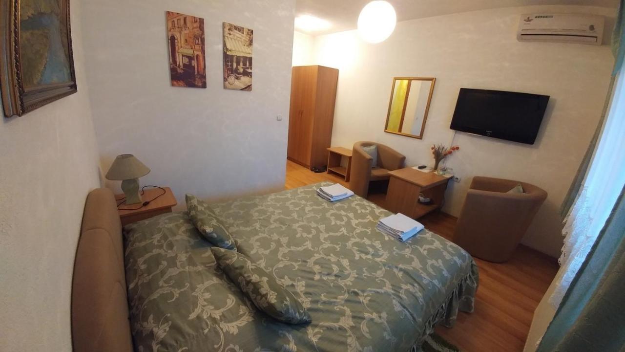 Vila San Баня Лука Екстериор снимка